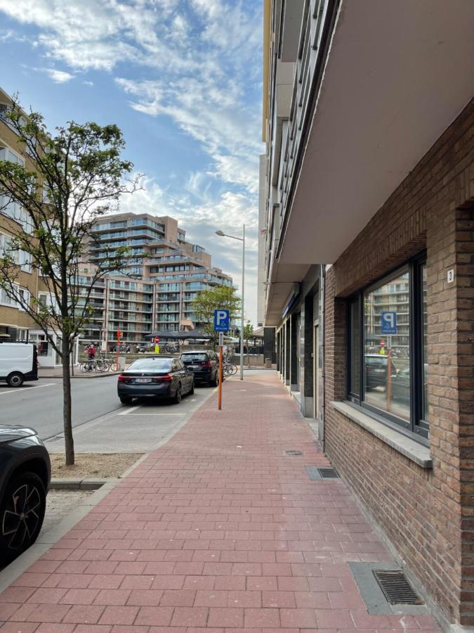 Lovely 2 Bedroom Appartment Near Knokke-Strand Beach Bar Zewnętrze zdjęcie